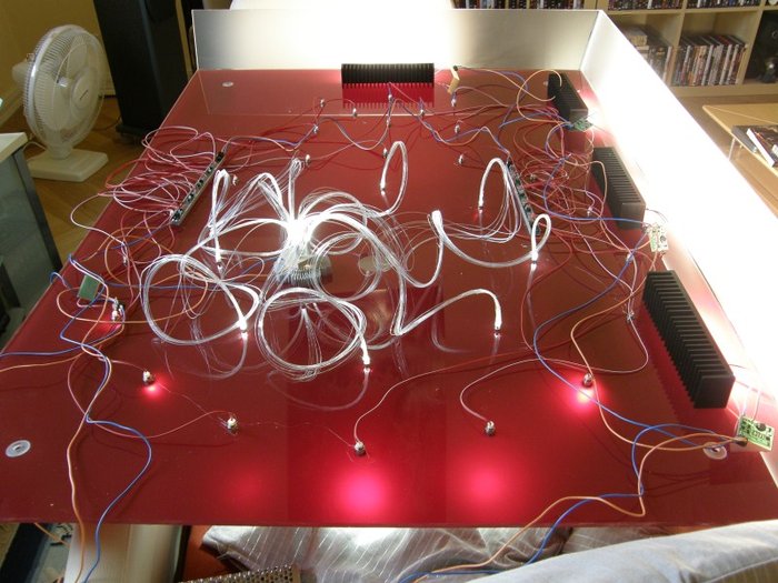 Und nun mit allen LEDs und Lichttest.