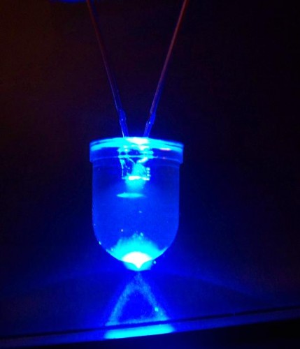 FÜR LUMITRONIX ZUR NUTZUNG FREIGEGEBEN